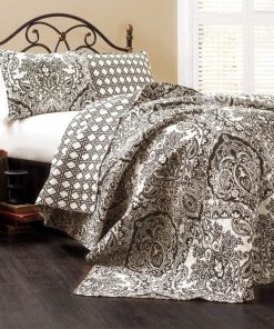 Aubree 3 Piece Quilt Set